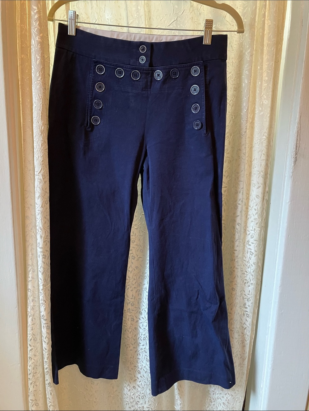 🌺 4 for $20.00 Michael kors sailor pant size 6